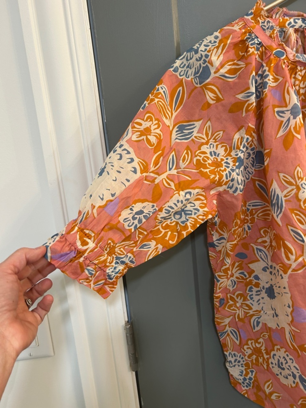 Trovata Birds of Para Pink Floral Puff-Sleeve Blouse with Orange & Blue Accents - Picture 3 of 8